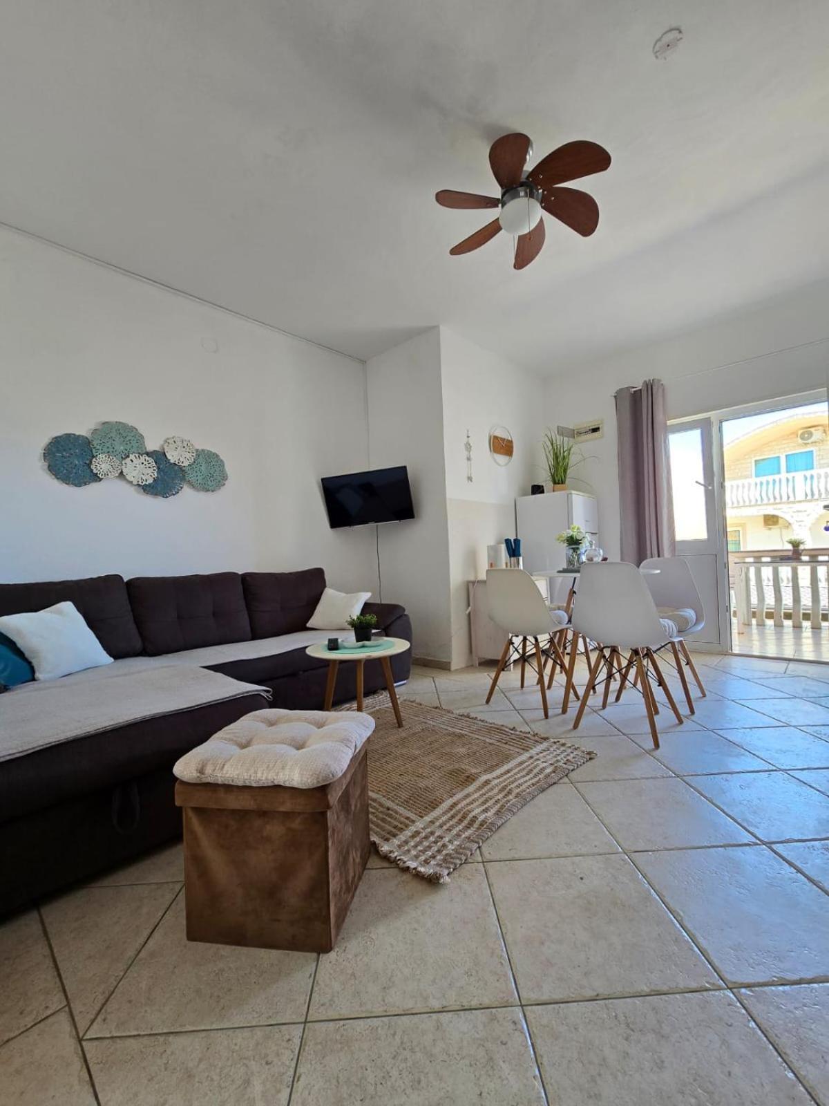 ויר Apartment Melani מראה חיצוני תמונה